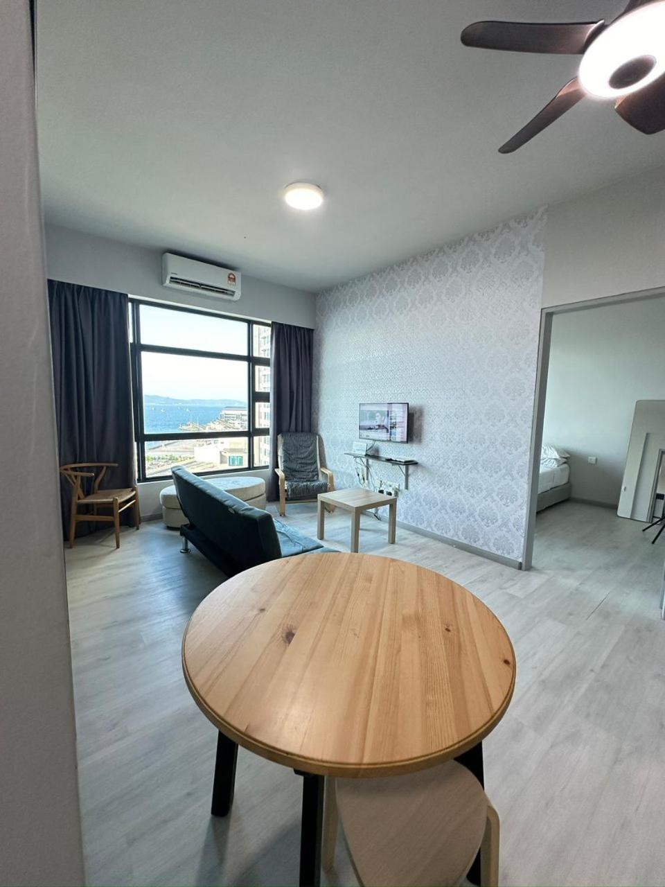 Apartment Jesselton Quay Coral Seaside 12
