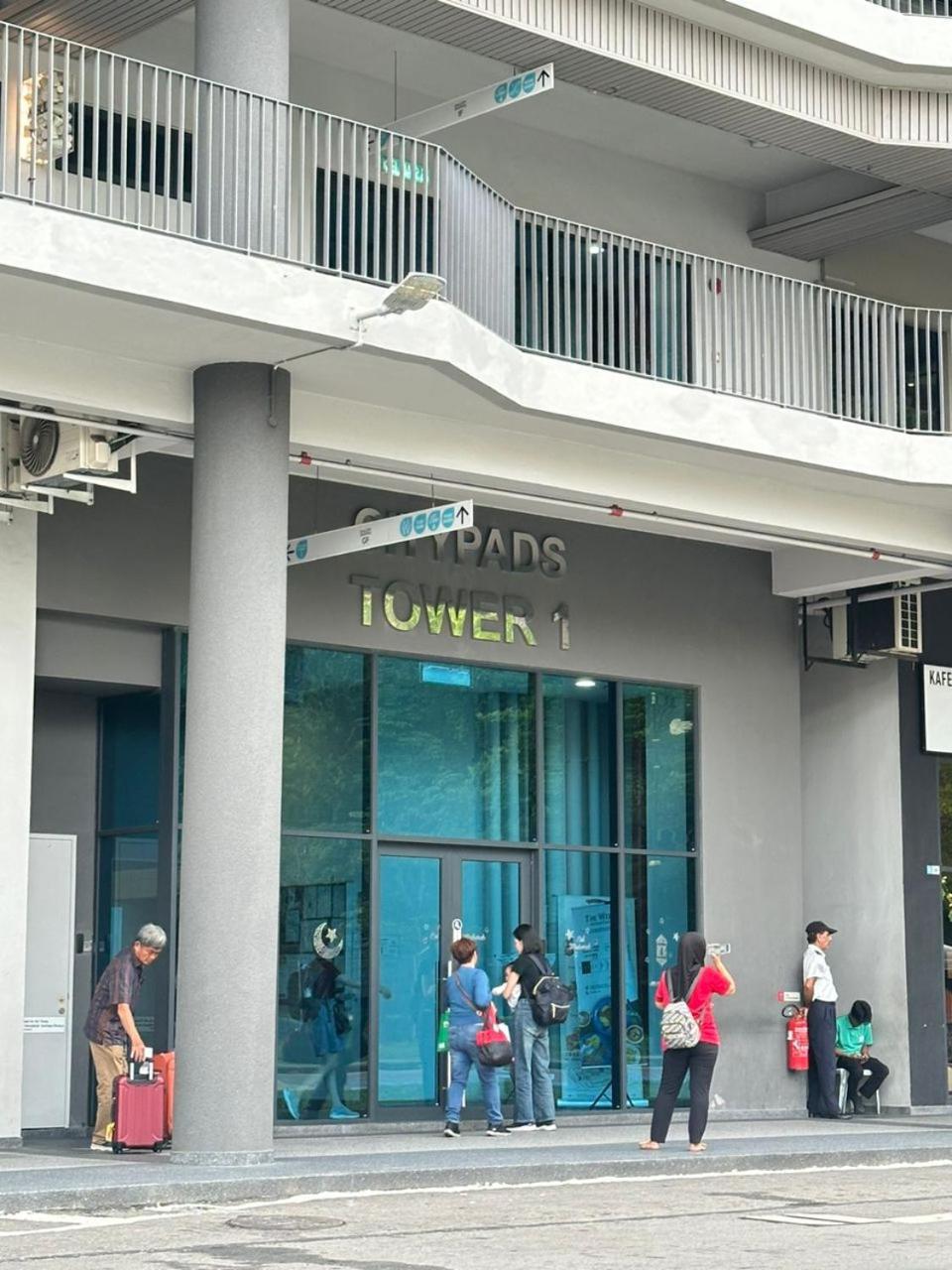 Jesselton Quay Coral Seaside 12